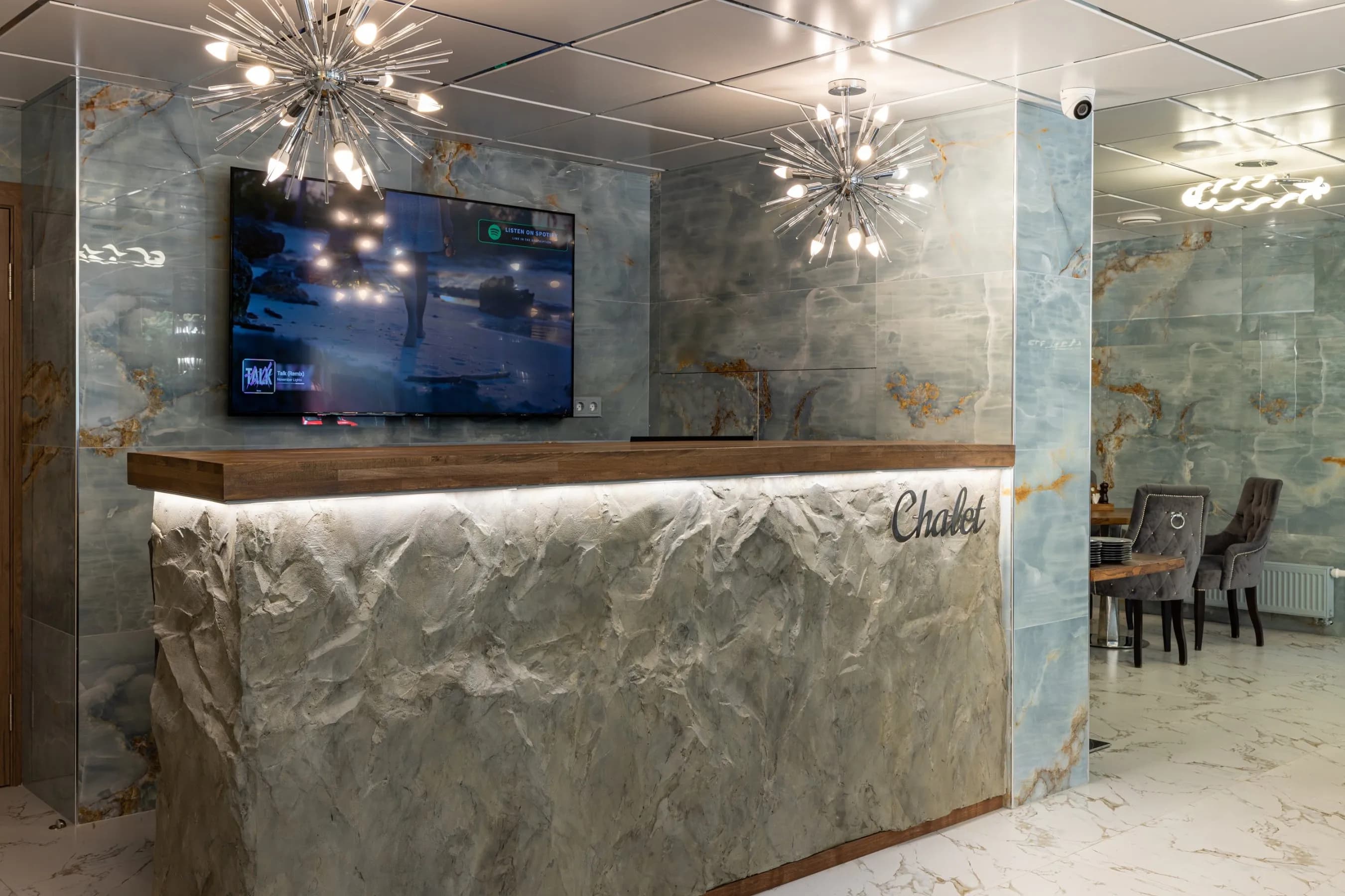 Отель Шале Stellar Hotels респшн