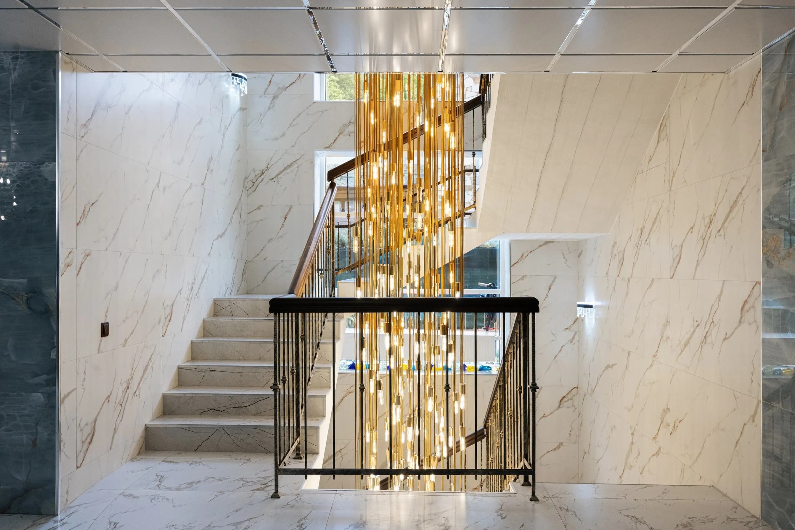 Отель Шале Stellar Hotels лестница